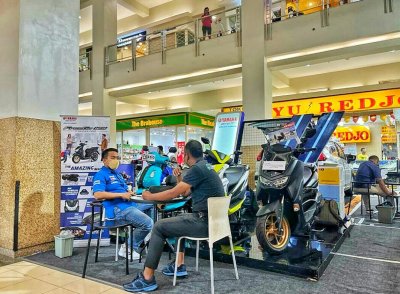 SEMAKIN DEKAT, YAMAHA FREEGO 125 CONNECTED HADIR DI ROYAL PLAZA