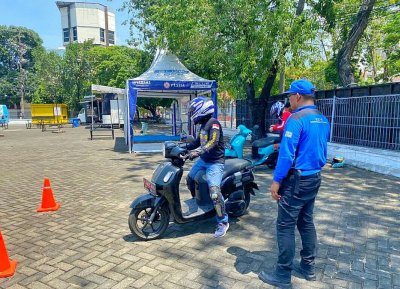 GELAR SAFETY RIDING DI AWAL TAHUN, YAMAHA STSJ HIMBAU PENTINGNYA PENGGUNAAN SAFETY GEAR