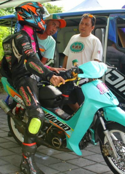 Balsa Wood Racing Team : MAKSIMALKAN CHEMISTRY BERSAMA RIDER YOUNG GUNS, UPAYA MENCARI PELUANG MENANG DI SENGITNYA KOMPETISI BEBEK 2 TAK