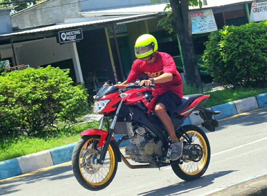 Yamaha All New Vixion, Malang : BERKAT SUM RACING SIAP JABANI SPORT FAIRING !