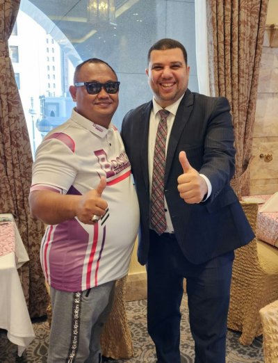 H. Rokhmawan Big Boss PT. Rizqy Megatama Sentosa &amp; Mr. Safana Big Boss Hilton Madinah Hotel. Sangat akrab &amp; menjadi salah satu warga negara Indonesia yang menjadi tamu istimewa di Hilton Madinah Hotel. 