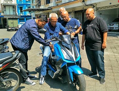 PT. ELECTRA AUTO INDONESIA MENYAPA &amp; BERSILATURAHMI, DI HEADQUARTER PENGPROV IMI JATIM