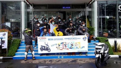 Yamaha GEAR 125 ACHIEVER. Mengajak media menguji coba langsung performa suspensi, aerodinamis, pengereman, sampai kecanggihan teknologi mesin.