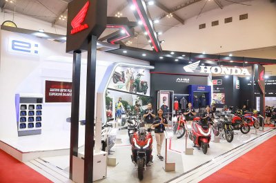 Temukan Ragam Gaya Hidup Bersepeda Motor di Booth Honda GIIAS 2023