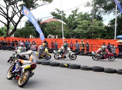 Songo Cafe Top-1 Road Race, Gumul, Kediri. 