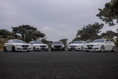 Getset Kru, Surabaya. Sukses memberi warna dunia otomotif roda empat di tanah air makin atraktif. 