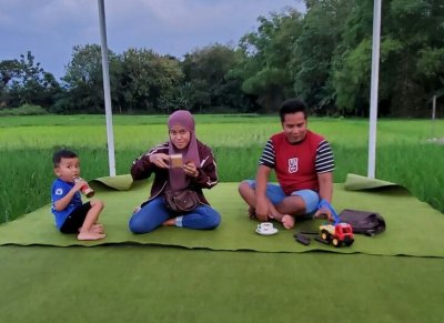 Cafe &amp; Resto Sawah Klasik, Madiun : TONGKRONGAN BERTEMA EDUKATIF, REPRESENTATIF &amp; ALL SEGMEN