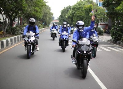 Yamaha Jatim : bLU cRU FUN RIDING ROAD TO MANDALIKA” SEMBARI MERASAKAN SENSASI PERFORMA ALL NEW R15 CONNECTED