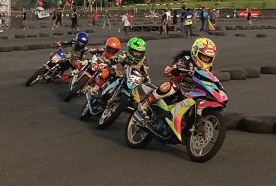 Rabbani MX Shila 57 Road Race - Supermoto, Surabaya. Pembuktian semangat rider privater tebar pesona.