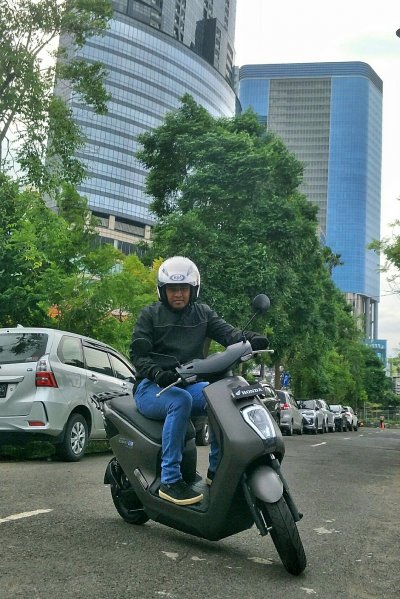 Jurnalis, Bloger &amp; Vlogger Jawa Timur Jajal Motor Listrik Pertama Honda EM1 e: