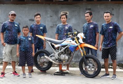 ATS Feat Joko Sembung Racing Team, Gresik. Bermula dari drag bike, road race &amp; touring, sekarang lanjut ke supermoto.