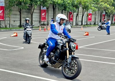 Bangun Budaya #Cari_Aman di Kalangan Generasi Muda, Tegaskan Berkendara Aman Itu Keren