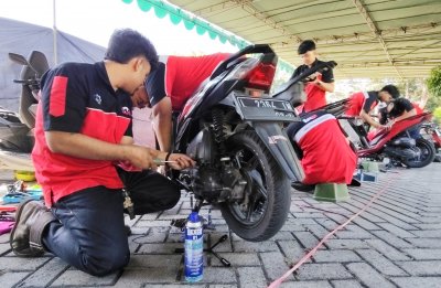 Kolaborasi Tekiro - ITS, Gelar Pelatihan Otomotif &amp; Servis Gratis Untuk Masyarakat