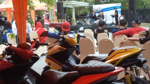 Maxi Kopsan. Gathering santai para penyuka matic premium di Praxis Surabaya