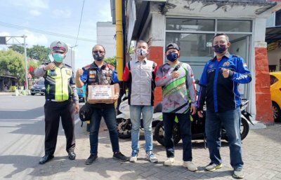 YACI Malang. Membakar semangat para bikers ikut membantu korban bencana alam.