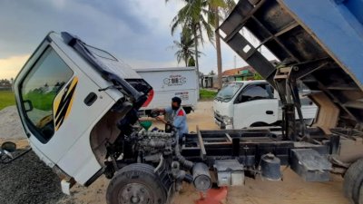 Astra Isuzu : Melalui layanan Bengkel Isuzu Berjalan, rezeki pelaku bisnis tetap  lancar jaya.