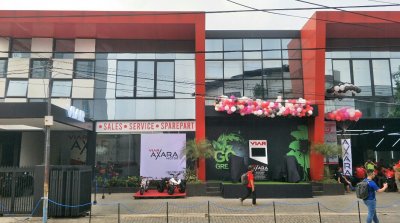 New Dealer Brand Opening "E-MOTOR VIAR AXARA, SURABAYA" : HADIR DI TENGAH LOYALIS, MENYAMBUT ANTUSIAS PASAR E-MOTOR