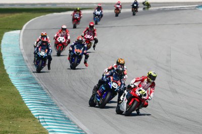 CBR Series Melesat, Pebalap Astra Honda Raih Tiga Podium ARRC Malaysia