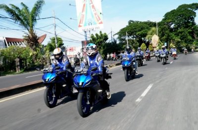 Puncak Pelaksanaan bLU cRU Fun Riding “Road to Mandalika”, Jajal All New R15 Connected di Bali dan Lombok