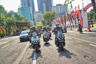 Honda ADV 160 City Ride, Stabil dan Nyaman, Hadapi Kemacetan Metropolis
