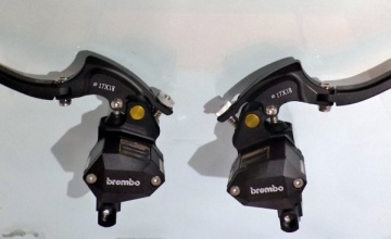 Double Master Rem Brembo : KHUSUS MATIC DOUBLE CAKRAM ONLY