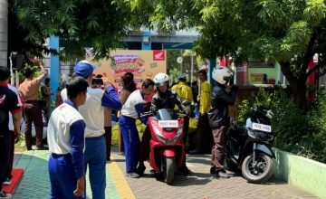 MPM Honda Jatim Gelar PCX160 Gen-Z School Movement di 10 Sekolah