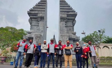 Yamaha Aerox Club Indonesia (YACI), Sidoarjo : TOURJIB KE MONUMEN - MAKAM PROKLAMATOR BLITAR