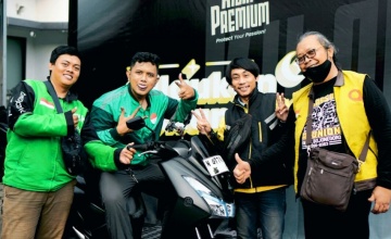 Peduli Performa Driver Online, Kilap Premium Glowingkan Motor Driver Online