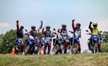 Yamaha Riding Academy : BERBAGI TEKNIK RIDING WR 155 DI TREK OFF ROAD