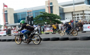 AMRF Jatim Drag Bike Championship - Seri III, Surabaya : PRO KONTRA TERGESERNYA POPULARITAS KELAS REGULAR