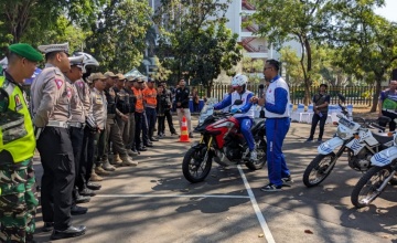 Sinergi MPM Honda Jatim dan Sat Lantas Polres Gresik, Kampanyekan Berkendara #Cari aman