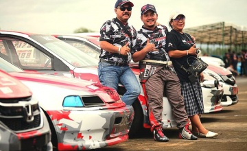 Mega Team - Ekitoyama Racing Team : MENJADI TRIGGER KEBANGKITAN DRAG RACE DI INDONESIA