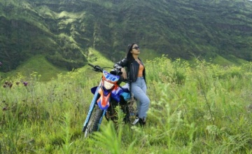 LADY BIKERS MALANG HOBBY NGALAS, ANDALKAN SPORT TRAIL BERKELAS