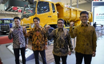 Mitsubishi FUSO Hadirkan Produk Kuat dan Ramah Lingkungan di GIIAS 2022