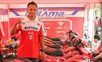 Ali Wafa - Britama Tulungagung Hiswana Migas SRC Racing Team : SOSOK KUNCI SUKSES, PROSES KADERISASI & REGENERASI RIDER ROAD RACE JATIM