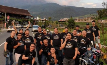 Night Hawk, Surabaya : TONGKRONGAN PENGGEMAR BIG BIKE BERKARAKTER CINTA DAMAI