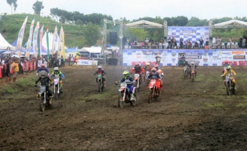 Danlantamal V Cup Executive MX Jatim Motocross Grasstrack 2022, Mojokerto (12-13/2/2022) : MOTOCROSS JATIM MULAI ON FIRE & TERSAJI SEPERTI KEJURNAS BAYANGAN